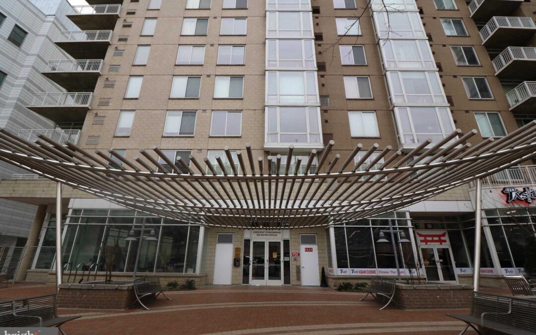 930 WAYNE AVENUE Unit 403 SILVER SPRING, MD 20910