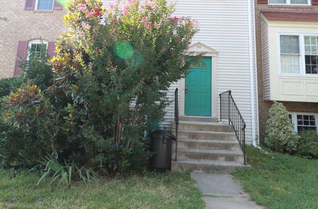 10 LAZY HOLLOW WAY GAITHERSBURG, MD 20878